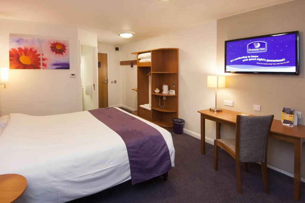 Premier Inn Ashford Central Εξωτερικό φωτογραφία
