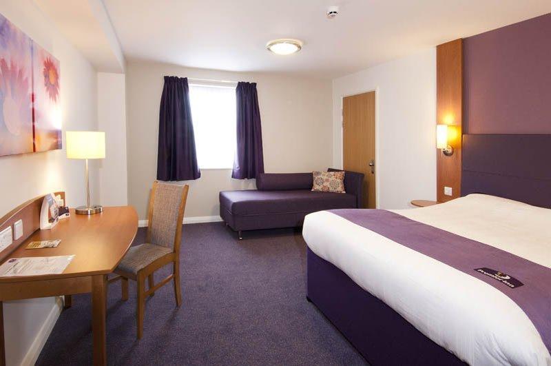 Premier Inn Ashford Central Εξωτερικό φωτογραφία